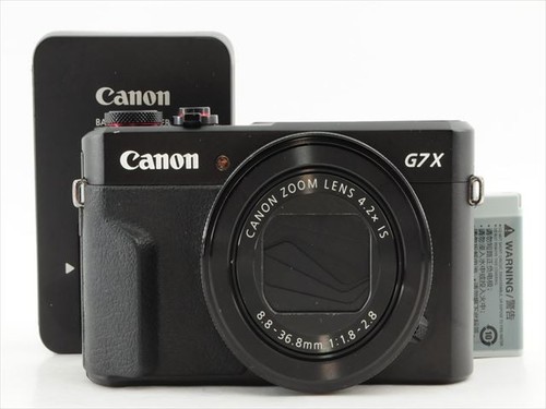 Near mint canon powershot - [near,