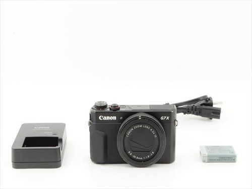 Near mint canon powershot - [near,